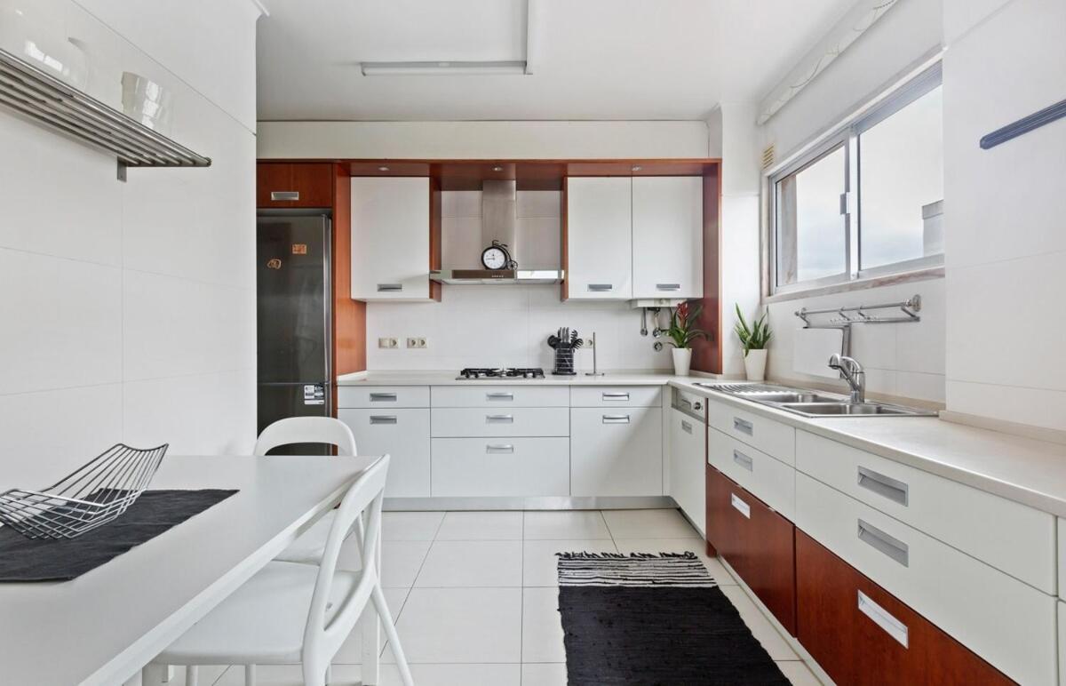 Spacious 3 Bedroom Apartment In Lissabon Buitenkant foto